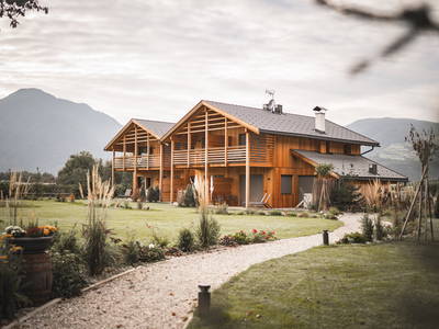 Privatsphäre genießen + sich dabei rundum umsorgt fühlen = Ihr Urlaub in der Kesser's Mountain Lodge