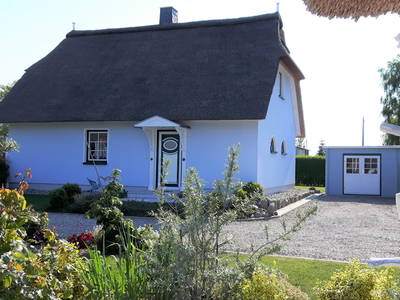 Ferienhaus Haubentaucher - Jedes Haus hat ein Gartenhaus für z.B. Fahrräder
