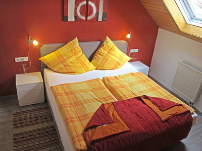 Elternschafzimmer Braunkehlchen