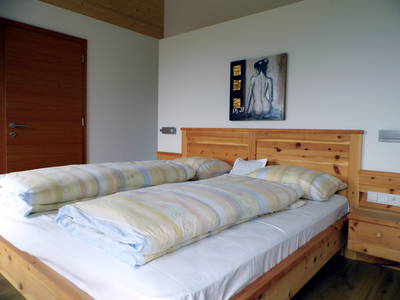 Schlafzimmer in Zirbenholz für Ihre erholsame Nachtruhe