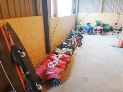 Viele Fahrgeräte für unsere kleinen und großen Gäste