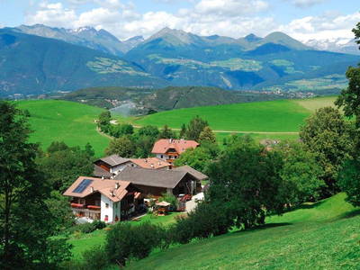 Bild 2 aus  Huberhof