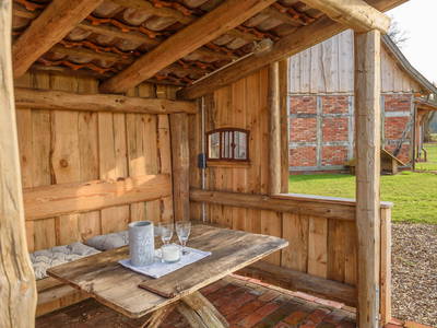 Überdachter Sitzbereich