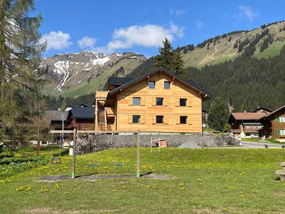 Bild 2 aus  ZE Mountain Lodge