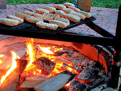 Lagerfeuer mit Stockbrot