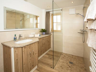 Bild 14 aus  Ferienwohnungen Chiemsee Hauszeit