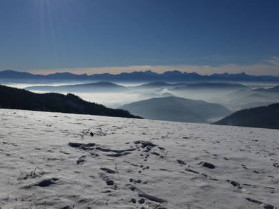 Blick von der Simonhöhe zu den Karawanken.
