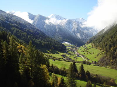 zauberhaftes Jaufental, Blick aus der Wohnung Claus und Tom