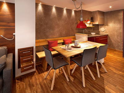 Bild 4 aus  ALPENHAUS Steiner