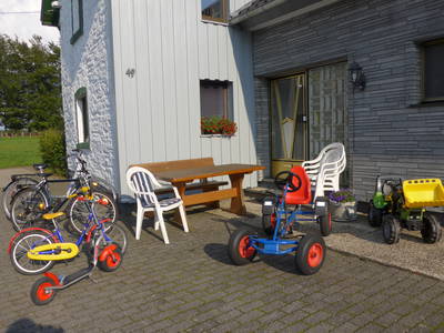 Fahrräder und Kinderräder stehen kostenlos zur Verfügung