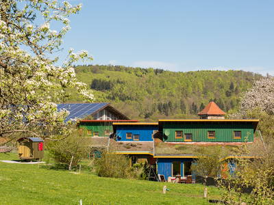 Ferienhäuser mit Schäferwagen