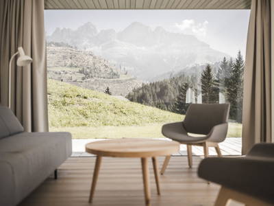 Bild 3 aus  Biobauernhof - Karerhof - Stilvolle Lodges und Appartements