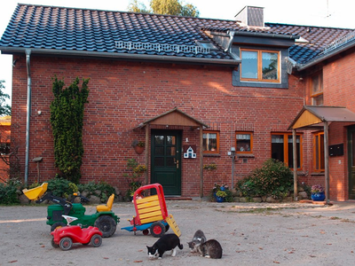 Bild 3 aus  Hof Letsch